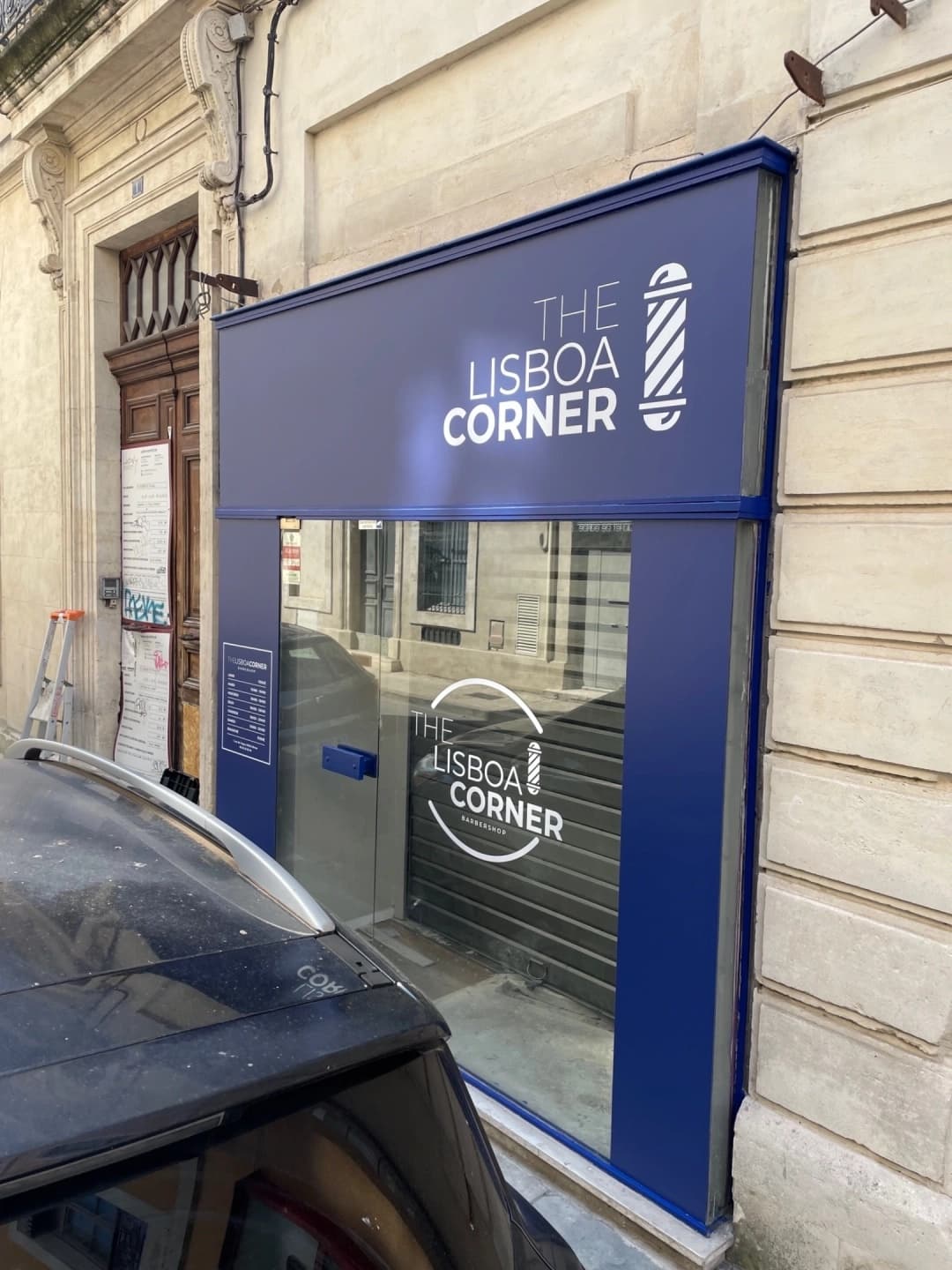 Panneaux en plexiglas — Réalisation 1