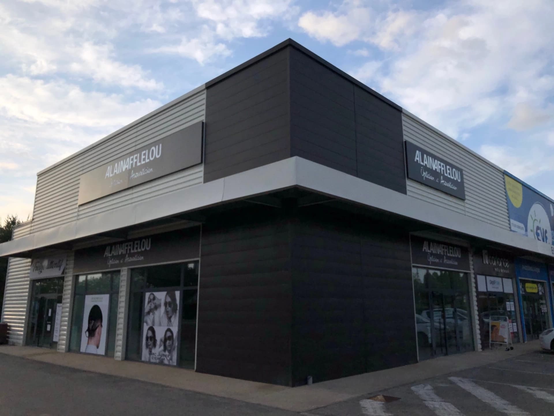 Panneaux en plexiglas — Réalisation 4