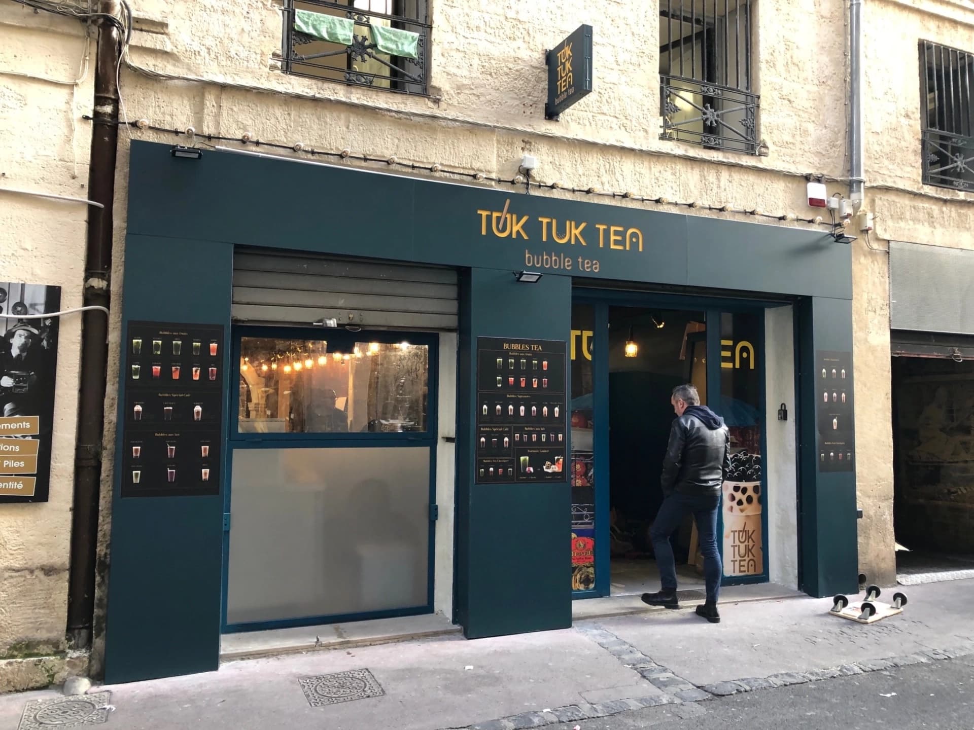 Panneaux en plexiglas — Réalisation 7