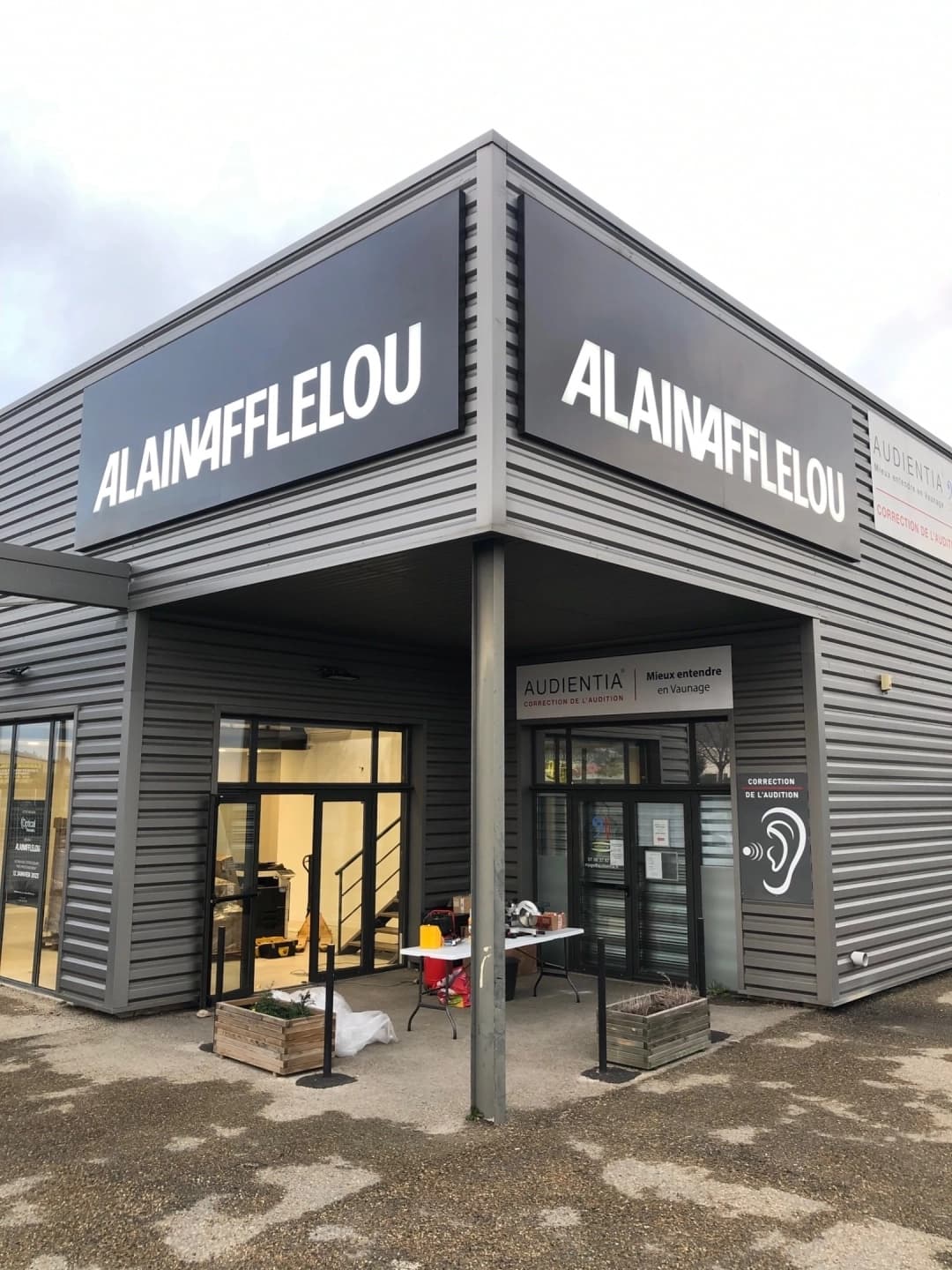 Enseignes lumineuses — Réalisation 8