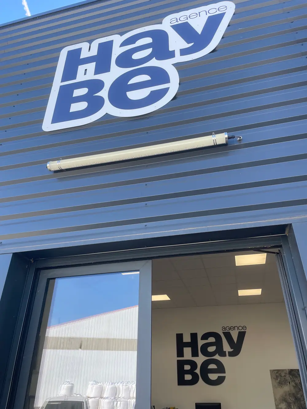 Enseigne Exterieur HAYBE